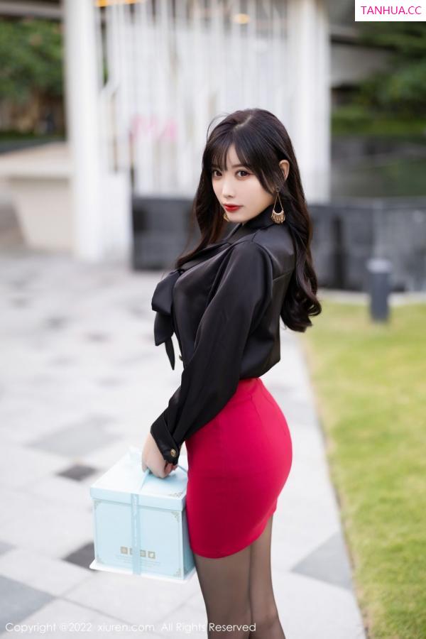杨晨晨 sugar小甜心CC [XiuRen]高清写真图 2022.08.04 No.5390 杨晨晨Yome第4张图片